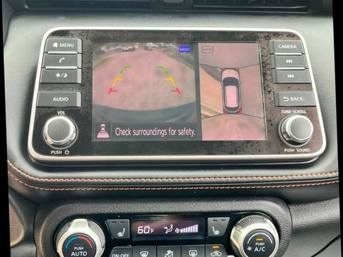 Used 2019 Nissan Kicks SR w/ SR Premium Package FWD image 34