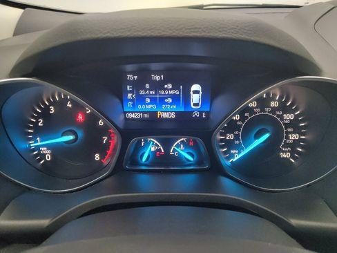 Used 2017 Ford Escape Titanium AWD/4WD image 23