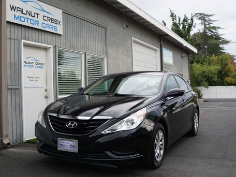Used 2012 Hyundai Sonata GLS image 1