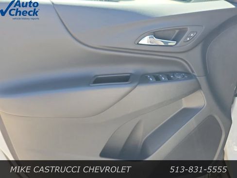 Used 2023 Chevrolet Equinox LT FWD image 25