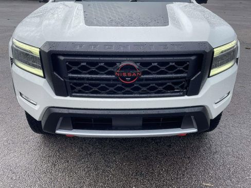Used 2022 Nissan Frontier PRO-4X image 9