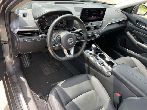 Used 2023 Nissan Altima 2.5 SL AWD/4WD image 14