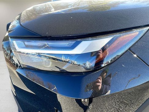 New 2025 Toyota RAV4 XLE Premium image 9