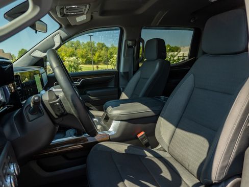 Used 2024 GMC Sierra 1500 Elevation AWD/4WD image 13