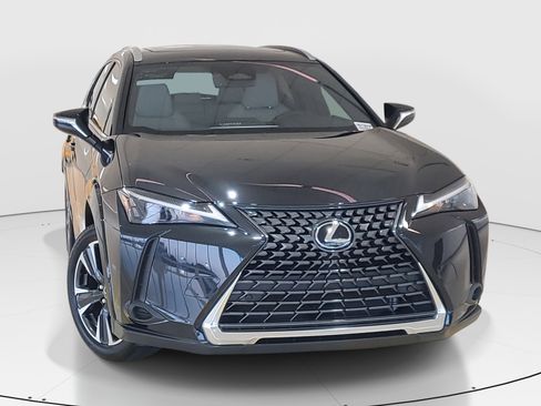 Used 2025 Lexus UX 300h 300h Premium w/ Accessory Package (Z1) image 2
