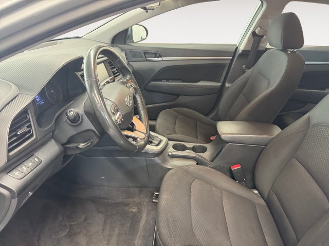 Used 2020 Hyundai Elantra Value Edition w/ Cargo Package (C1) FWD image 7