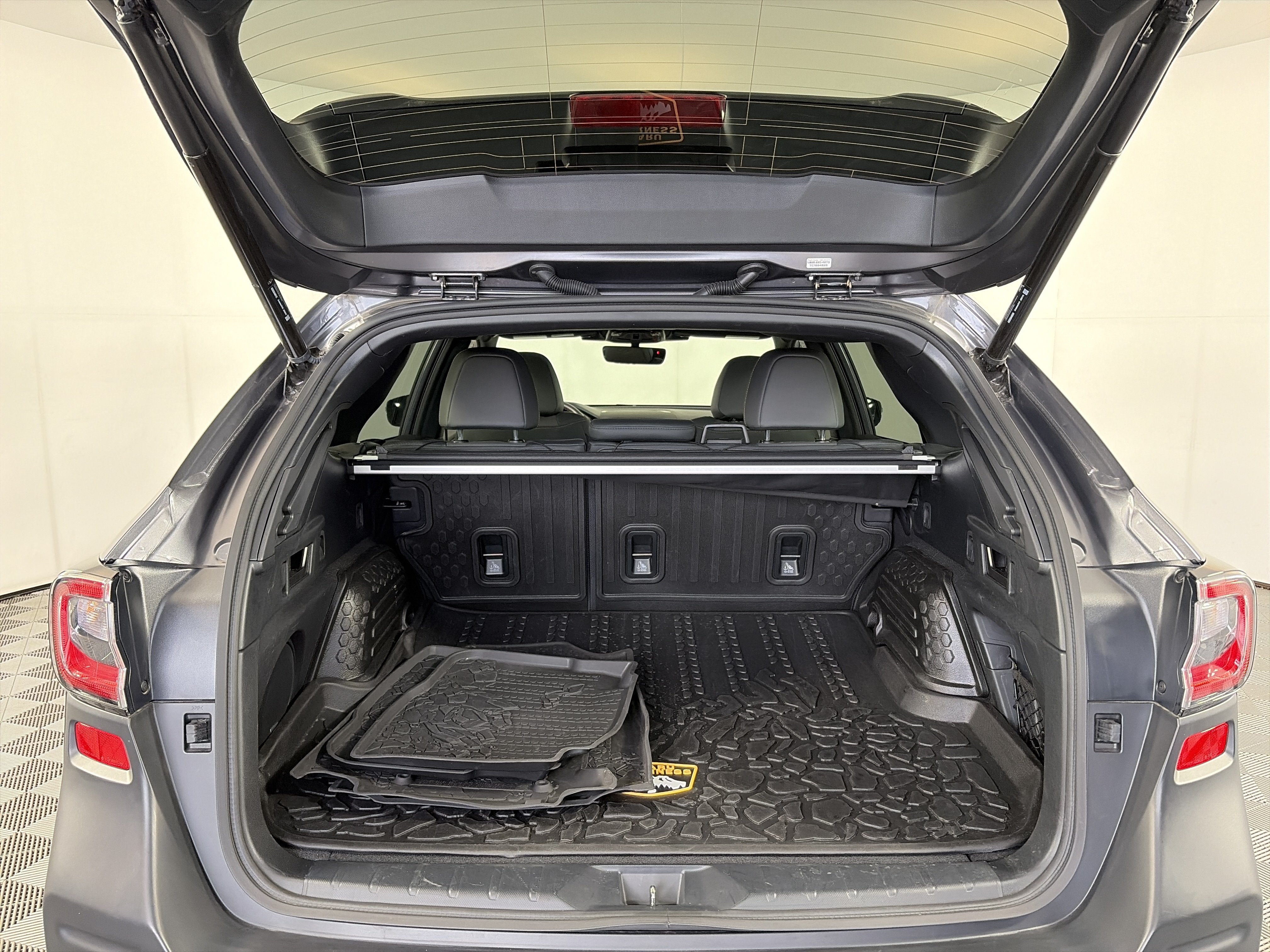 Certified 2025 Subaru Outback Wilderness AWD/4WD image 15