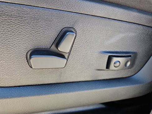 New 2025 RAM 3500 Big Horn image 14