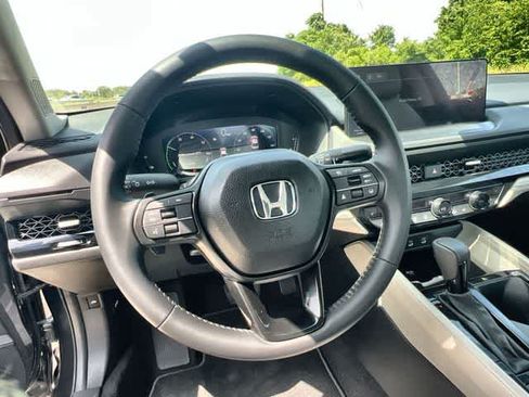 Certified 2026 Honda Accord EX-L image 17