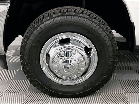 Used 2024 RAM 3500 Big Horn image 10
