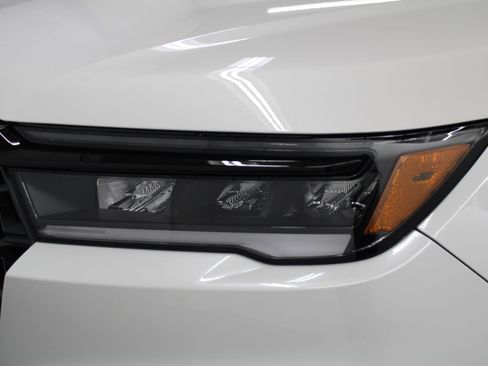 New 2025 Honda Pilot Sport image 11