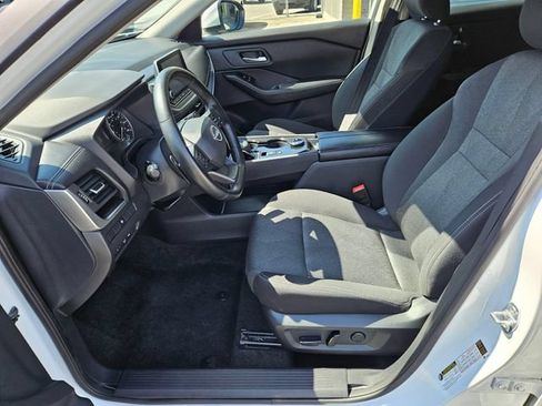 Used 2025 Nissan Rogue SV AWD/4WD image 20