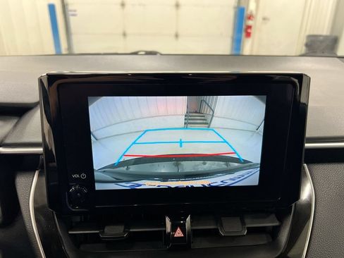 Used 2024 Toyota Corolla LE FWD image 15
