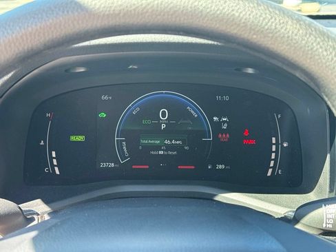 Used 2025 Toyota Camry LE FWD image 42