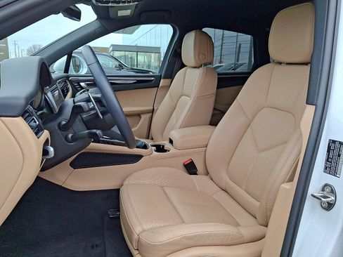 Used 2022 Porsche Macan image 13