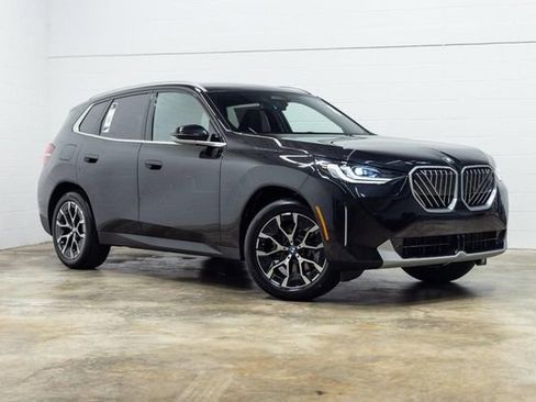 Certified 2025 BMW X3 xDrive30 w/ Convenience Package AWD/4WD image 4