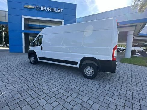 Used 2025 RAM ProMaster 2500 w/ Convenience Group FWD image 32