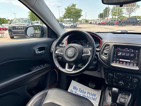 Used 2019 Jeep Compass Trailhawk AWD/4WD image 49