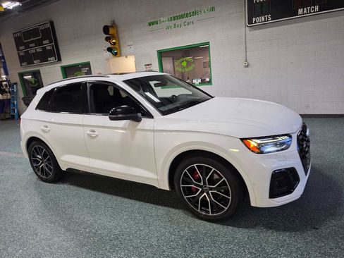 Used 2024 Audi SQ5 Prestige AWD/4WD image 4