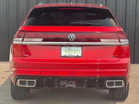Used 2025 Volkswagen Atlas Cross Sport SEL Premium R-Line image 8