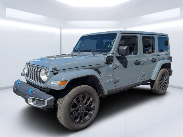 Used 2024 Jeep Wrangler Unlimited Sahara AWD/4WD image 7