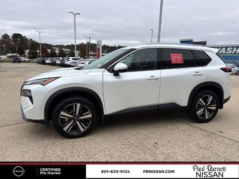 Certified 2024 Nissan Rogue SL w/ SL Premium Package image 16