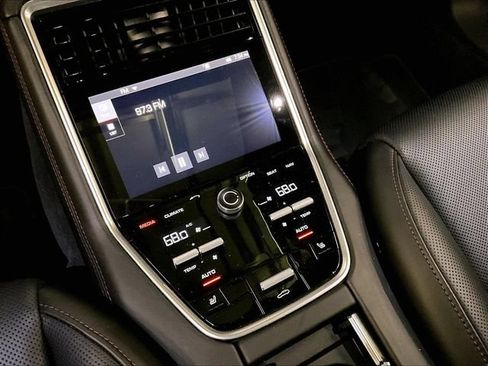Used 2019 Porsche Panamera GTS AWD/4WD image 32