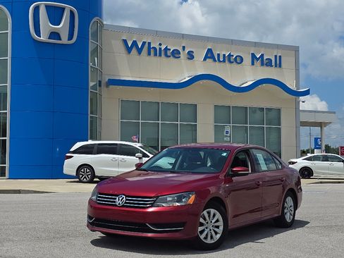 Used 2015 Volkswagen Passat 1.8T Wolfsburg Edition FWD image 1