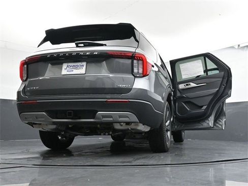 New 2026 Ford Explorer Active w/ Active Comfort Package image 40