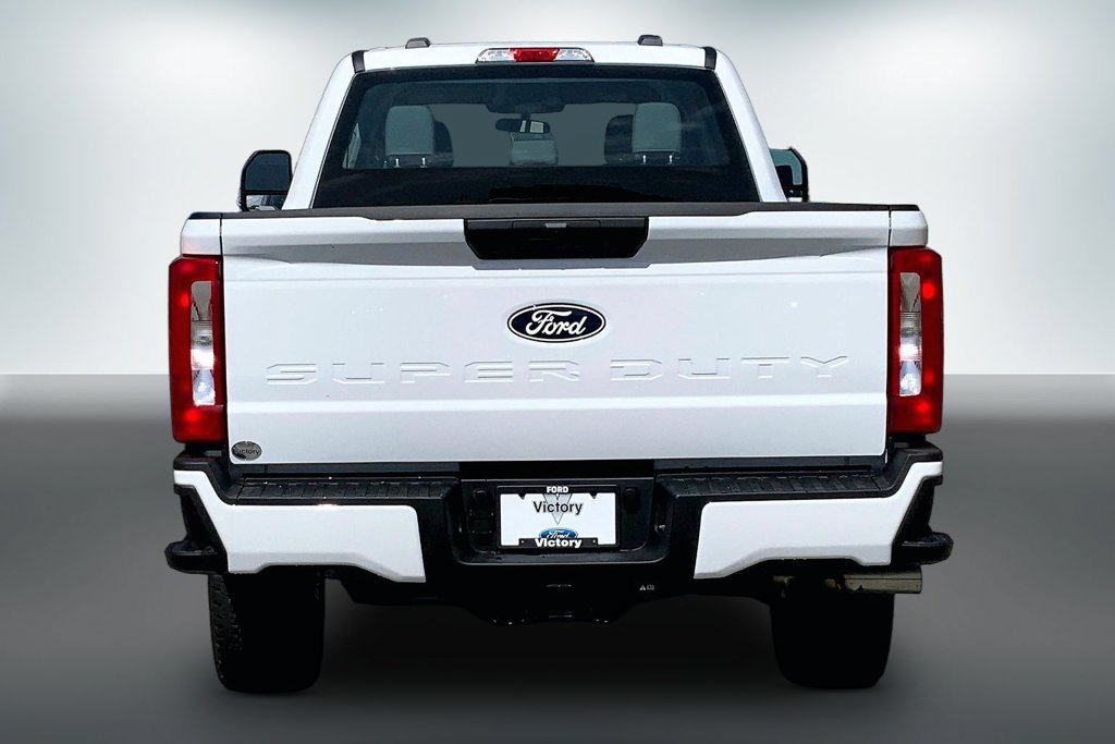 New 2027 Ford F250 XL w/ STX Appearance Package AWD/4WD image 4