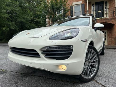 Used 2011 Porsche Cayenne S AWD/4WD image 2