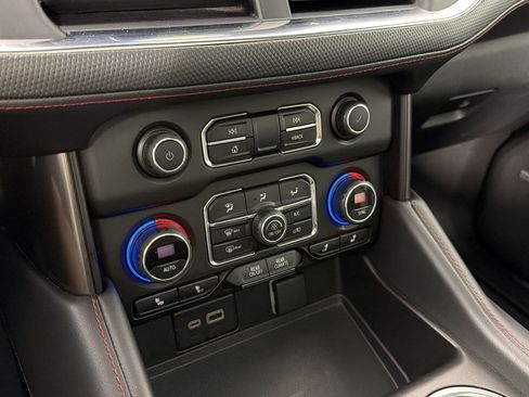 Used 2024 Chevrolet Tahoe RST w/ Luxury Package RWD image 17