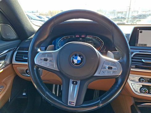 Used 2022 BMW 750i xDrive w/ Luxury Rear Seating Package AWD/4WD image 20