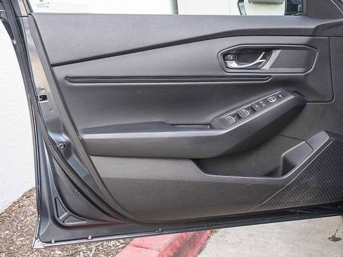 Used 2023 Honda Accord EX image 37