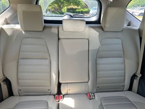 Used 2017 Honda CR-V EX image 12