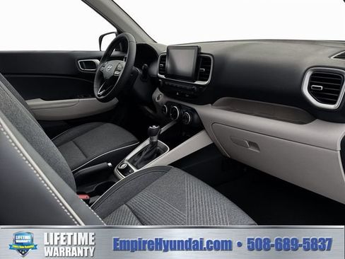 New 2026 Hyundai Venue SEL FWD image 15