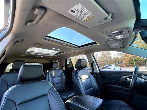 Certified 2019 Chevrolet Traverse Premier w/ Redline Edition image 24