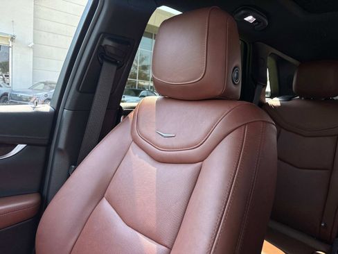 Used 2024 Cadillac XT5 Premium Luxury image 28