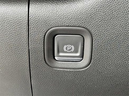 Used 2024 Chevrolet Silverado 1500 Custom image 29