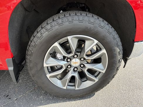 Used 2025 Chevrolet Silverado 1500 LT w/ All Star Edition Plus image 12