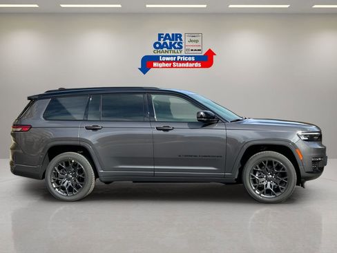 New 2025 Jeep Grand Cherokee L Summit image 6