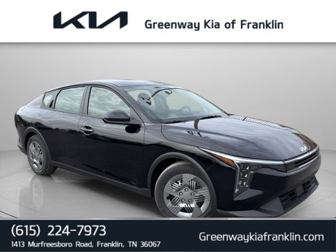 New 2025 Kia K4 LX image 1