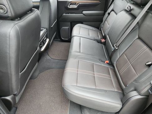 Used 2024 Chevrolet Silverado 1500 High Country AWD/4WD image 29