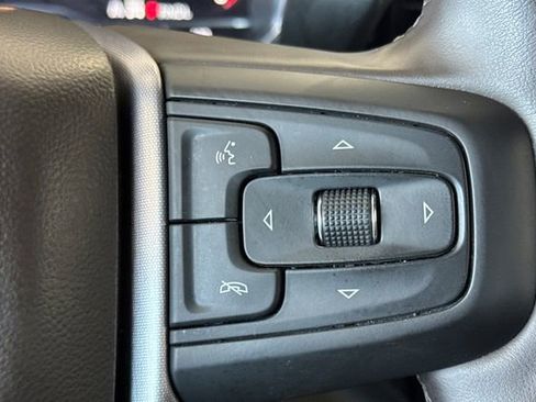 Used 2025 GMC Sierra 1500 SLT AWD/4WD image 39
