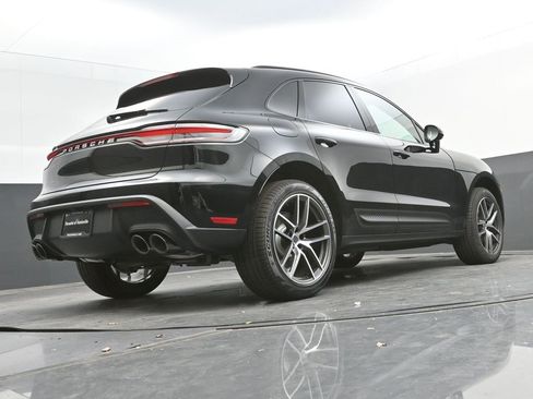 New 2026 Porsche Macan image 34