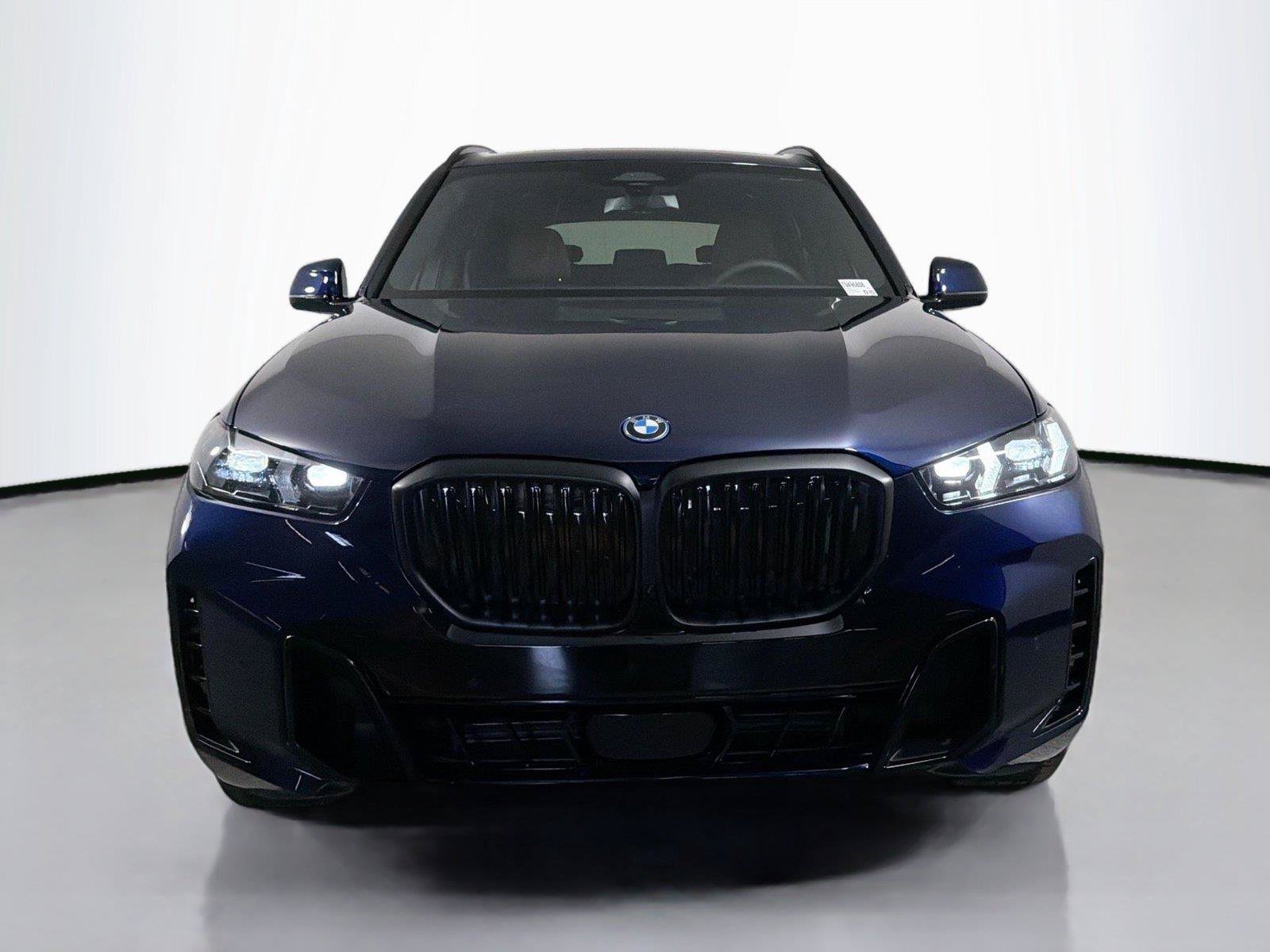 Used 2026 BMW X5 xDrive50e w/ M Sport Package AWD/4WD image 2