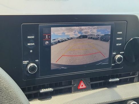 Used 2024 Kia Sportage LX FWD image 26