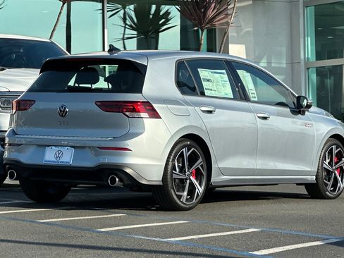 New 2025 Volkswagen GTI SE image 5