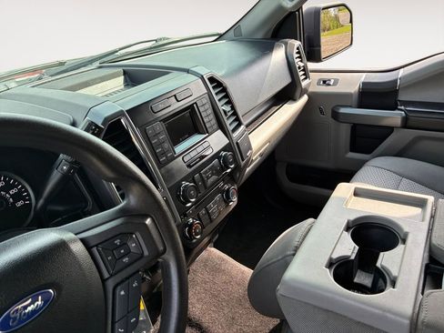 Used 2016 Ford F150 XLT AWD/4WD image 28
