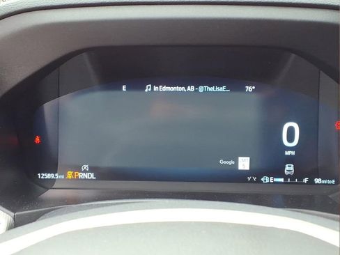 Used 2025 Ford Explorer Active AWD/4WD image 14